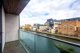 Londwell, Kings Cross & Pentonville Luxury Balcony Apartment - Londra - 2