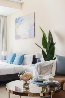 Stylish Apartment in JLT-Prime Location, Near Metro - Dubai - 4