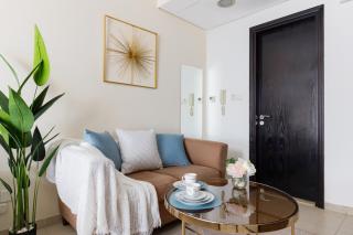 Stylish Apartment in JLT-Prime Location, Near Metro - Dubai - 1