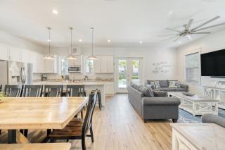 Aquamarine by AvantStay 7BR w Pool Hot Tub Outdoor Dining BBQ Near Beach - Destin - 2