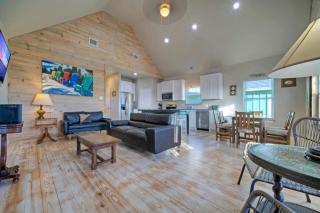2 Homes Sleeps 16 Shared PoolBoat Dock Laguna Village Serenity by AvantStay - Padre Island - 6