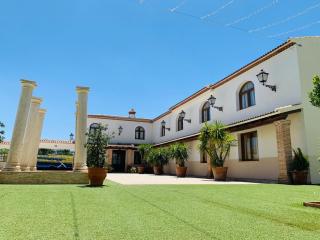 Hotel Restaurante Paneque - Villanueva del Trabuco - 0