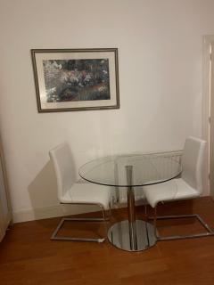 Comfy 1 bed Workers Apartment - Aberdeen - 1