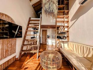 White Romantic Tiny Villa close to Canggu - 4