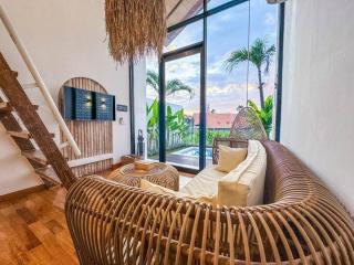 White Romantic Tiny Villa close to Canggu - Canggu - 3