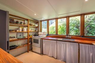 Splashing Tūi Cottage - - 6