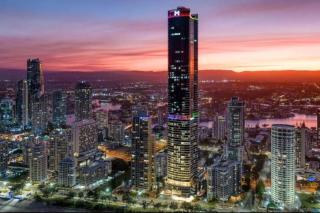 Surfers Beachside Luxury - Stunning Panoramic View - 6