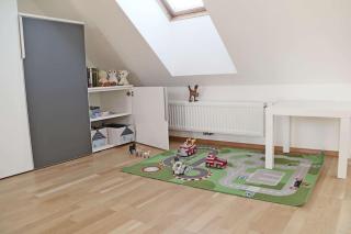 geräumige Dachgeschoßwohnung - Tattendorf - 5