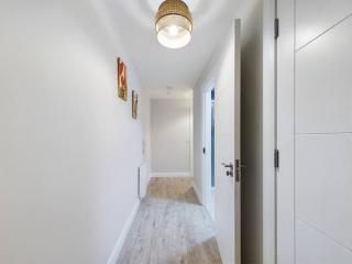 Chic 1-Bedroom Apartment - Belfast - 5