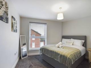 Chic 1-Bedroom Apartment - Belfast - 4