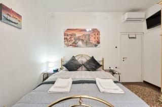 City Living Guest House Venice Room - Venice - 9