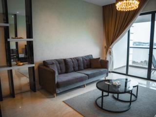Epic Marina View 3BR Permas w Bathtub & Seaview Balcony Permas by Our Stay - Johor Bahru - 6