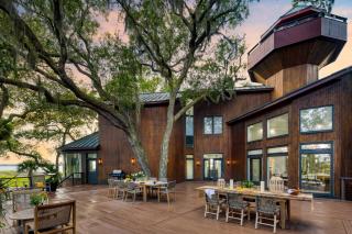 10-acre Private Island Sleeps 26 Pool Golf Cart Buck Island by AvantStay - Hilton Head Island - 8