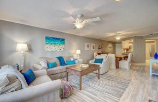 307 Yacht Harbor by AvantStay 5 Mins to Links Golf Course - Isle of Palms - 5