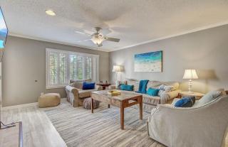 307 Yacht Harbor by AvantStay 5 Mins to Links Golf Course - Isle of Palms - 4