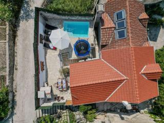 Holiday home Nonno with pool Tučepi - 3