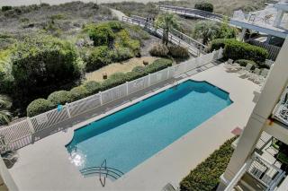 301 Ocean Palms by AvantStay Ocean Front Home w Amazing Sea Views - Isle of Palms - 8