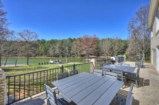 Knotty Pines by AvantStay Lake Views Renovated - Lake Norman of Catawba - 3