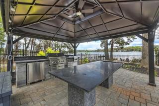 Laid Back Lake Life by AvantStay Waterfront View - Mooresville - 0