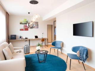 Mercure Geneva Airport - 1