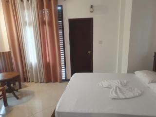 Ravi place - Unawatuna - 8
