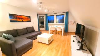 Cozy City Apartments 2, 2-Room Flat for Vacation & Messe Düsseldorf, Perfect Connectivity - Ratingen - 8
