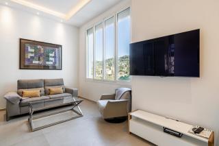 REF 1975 - Cannes Center - Croisette - 3