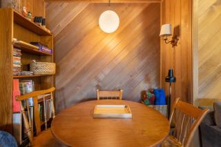 Fawn by AvantStay Secluded Cabin w Large Deck Surrounded by Forest - Tahoma Meadows - 2
