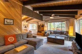 Fawn by AvantStay Secluded Cabin w Large Deck Surrounded by Forest - Tahoma Meadows - 1