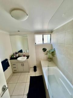 Resort Style Holiday Unit - Trinity Beach - 4