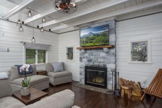 The Biddle House by AvantStay Breathtaking Views Walk to Lake - Lake Harmony - 8