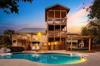 Raven by AvantStay Entertainers Dream w Pool Hot Tub Game Room 9 BRs - Sullivans Island - 0