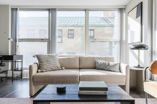 Blueground Edgewater gym deck lounge nr L CHI-923 - 7