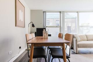 Blueground Edgewater gym deck lounge nr L CHI-923 - 2