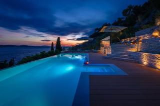 Majestic Tranquil Villa with Stunning Panoramic View - Hvar - 9