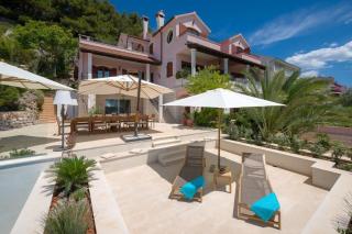 Majestic Tranquil Villa with Stunning Panoramic View - Hvar - 7