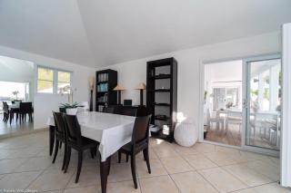 Relaxing Deluxe Villa to Enjoy Nature and the Seas - 1