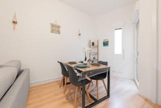 Spacieux T2 au centre ville avec parking et climatisation - 9