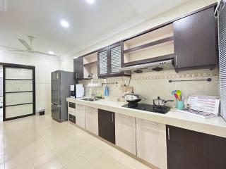 239 S2 # U Homestay - Seremban - 9