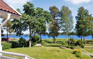Nice Home In Hökerum With Sauna - 9