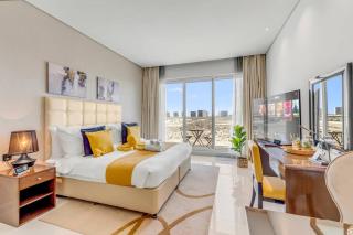 Waves - Stylish Studio with Balcony in Dubai South - Dubai - 5