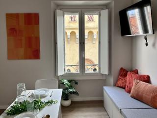 Suite Orione & Andromeda - Pavia City - by Host4U - Pavia - 1