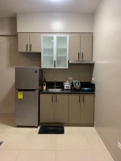 Modern Luxury Condo in Mckinley - Manila - 1