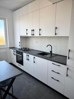 Balmoral Studio - Luxury Retreat - 2