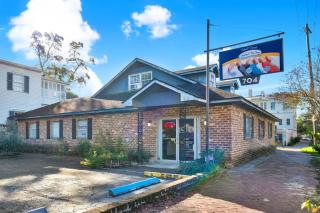 704 Abercorn - 8