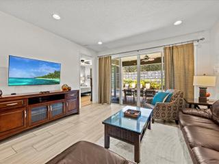 Luxury Gated Resort. 330 - 4