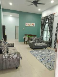 Zara Iman Homestay - Arau - 0