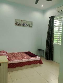 Zara Iman Homestay - Arau - 5