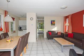 Bungalow - 6 Personen gelegen in de nabije omgeving van Avonturenpark Hellendoorn en de prachtige Sallandse Heuvelrug en Eelerberg - Hellendoorn - 6