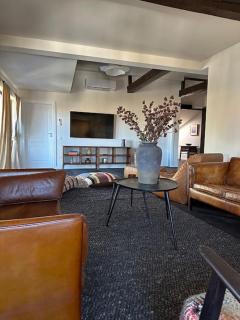 Charming One Bedroom Apartment near a Forest - 0